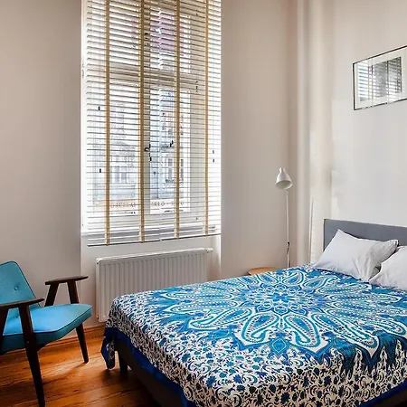 Appartement Movie Jezyce