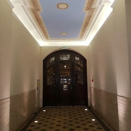 شقة Movie Jezyce *