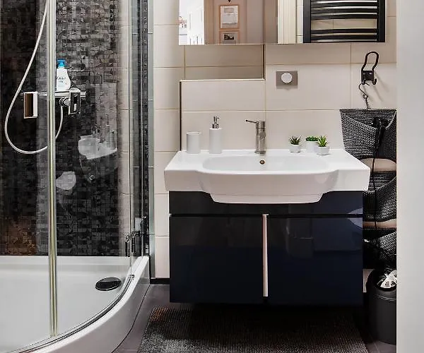 Apartment Movie Jezyce *